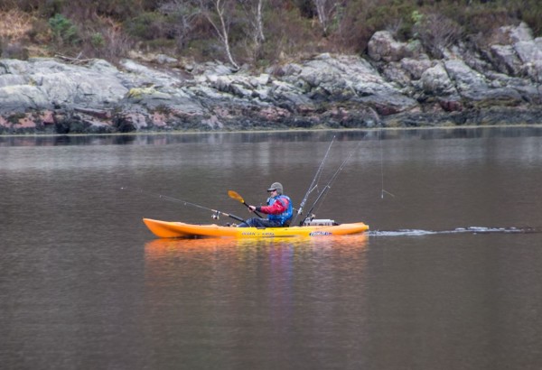 A kayaker calls it a day on Loch Leven