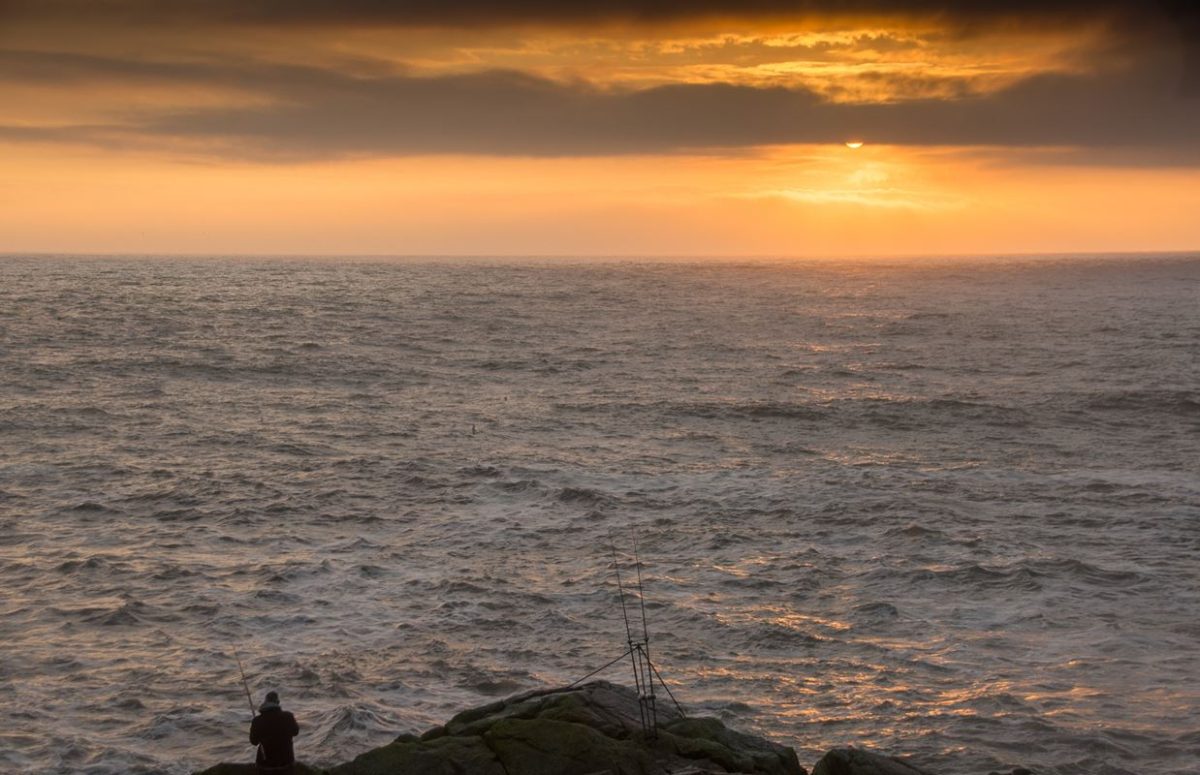 A fine early autumn day at Aberdeen, with the sun not long risen over the sea