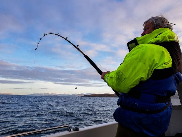 Ian bends into a skate off Kerrera, January 2018